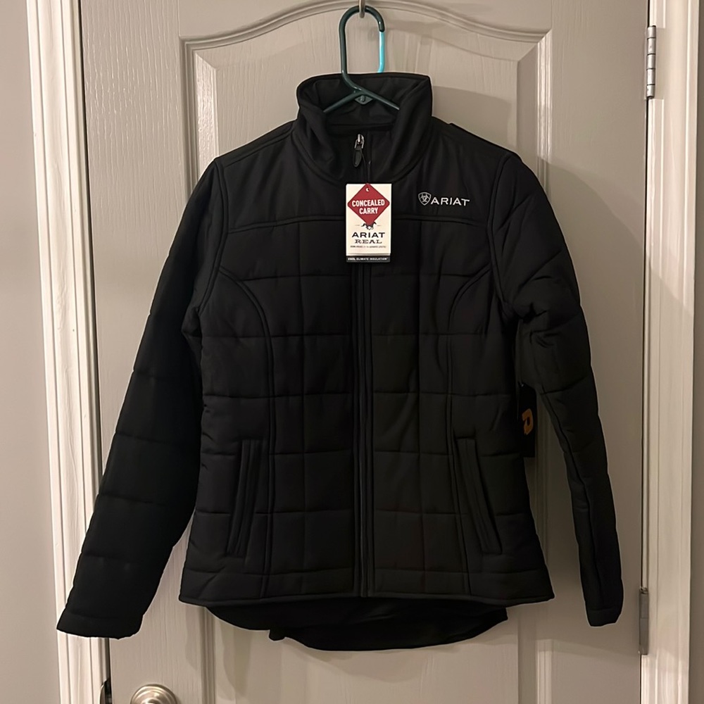 Women’s Ariat black jacket
